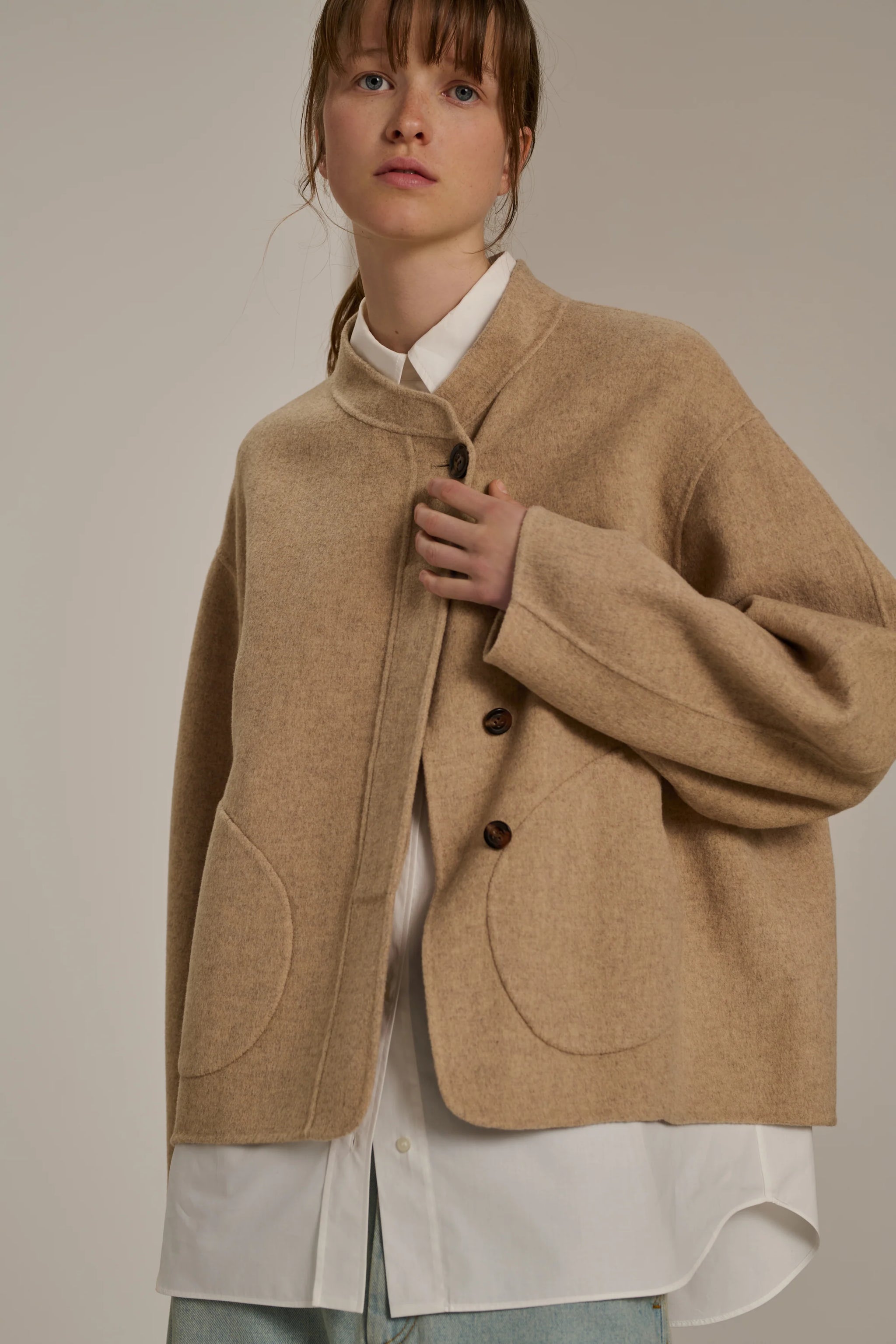 アウターその他 SOMEWHERE BUTTER. butter padded ivory S4WJP01IVF Short jacket with rhinestone details white / beige For Women