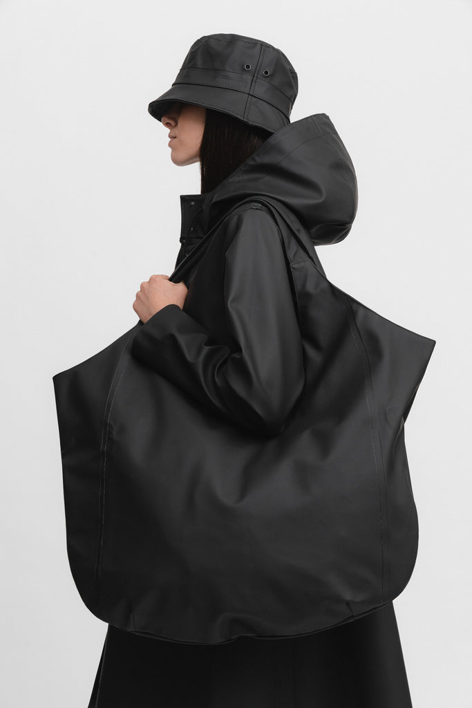 STUTTERHEIM Svea Bag - Black