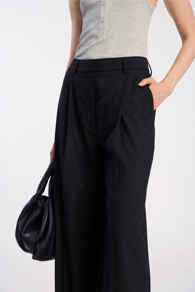 MUNTHE Lupon Trousers - Black