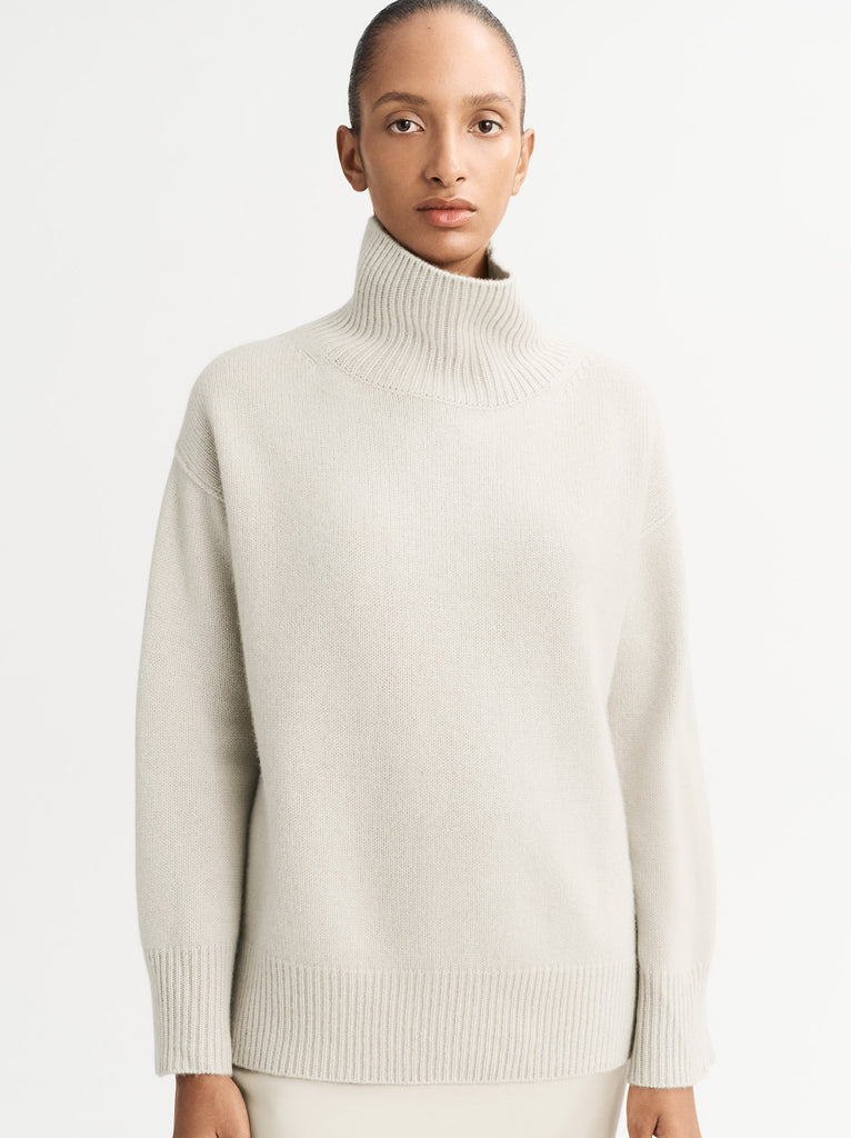SOFT GOAT Boyfriend Turtleneck - Chalk