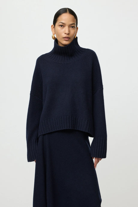 SOFT GOAT Girlfriend Turtleneck - Navy