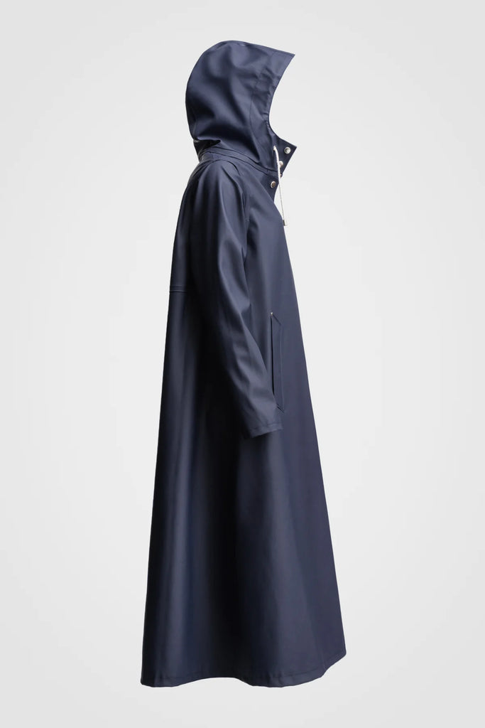 STUTTERHEIM Mosebacke Long Print Raincoat - Navy