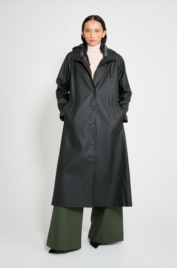 STUTTERHEIM Mosebacke Long Raincoat - Black