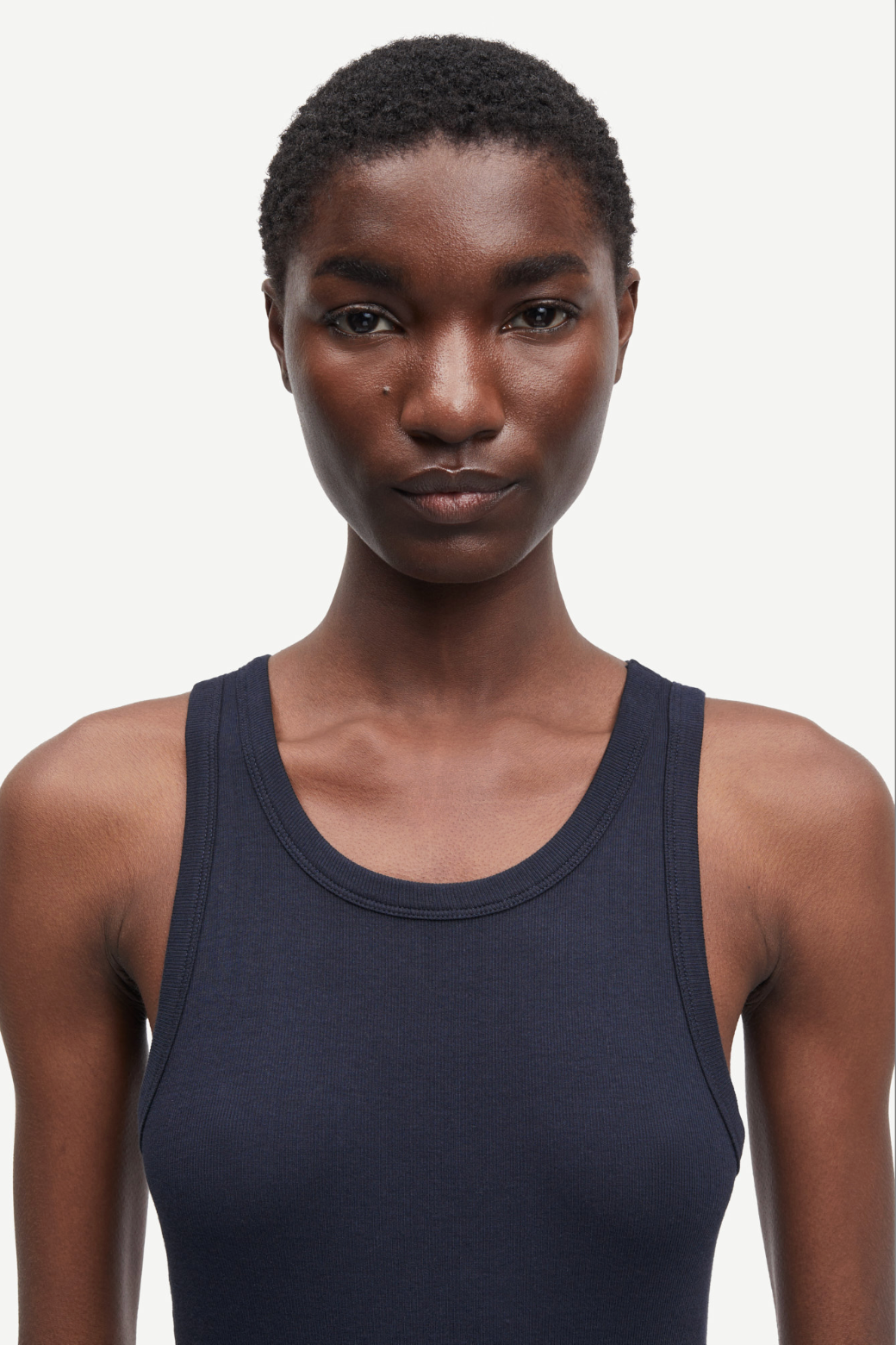 Tops – Amaryllis West End